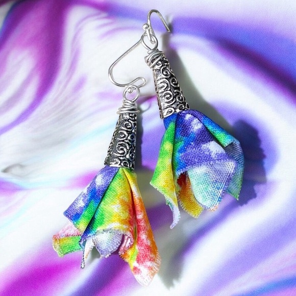 5 For $25💫Tie-dye Rainbow Earrings Dangles - Picture 1 of 9